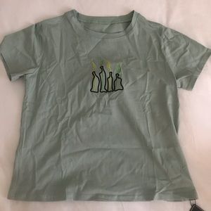 Green embroidered cacti casual tee